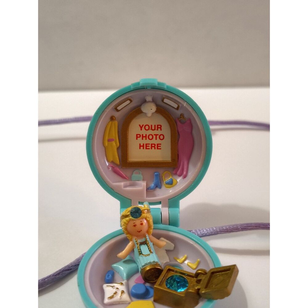 Vintage 1992 Polly Pocket Jewel Locket Bluebird Compact Doll Necklace Teal Blue - Picture 3 of 5